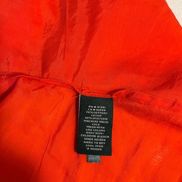 Red silk blouse - Picture 6 of 7